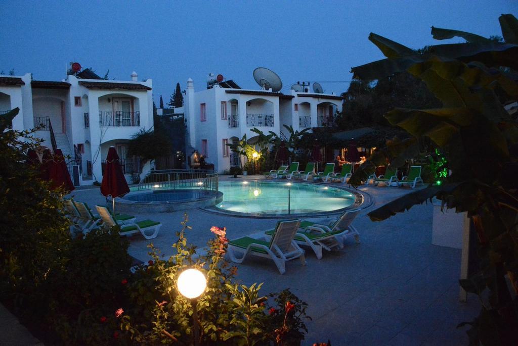 Villa Nergis Bitez Exterior photo